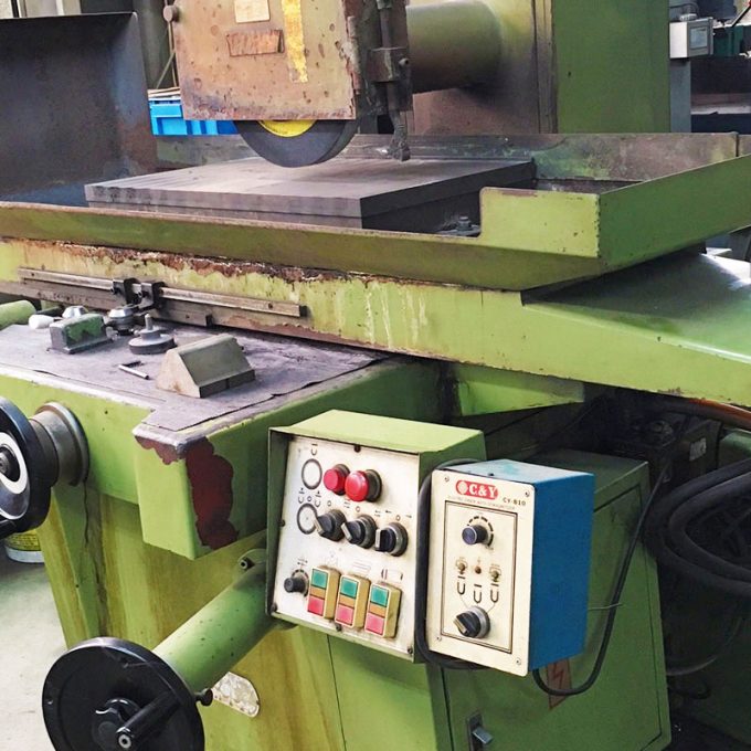 Weche-Facilities-Grinding-Machine